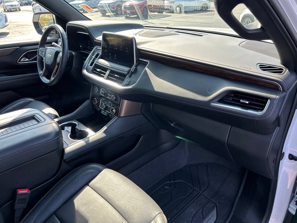 Used 2024 Chevrolet Tahoe High Country AWD/4WD image 41