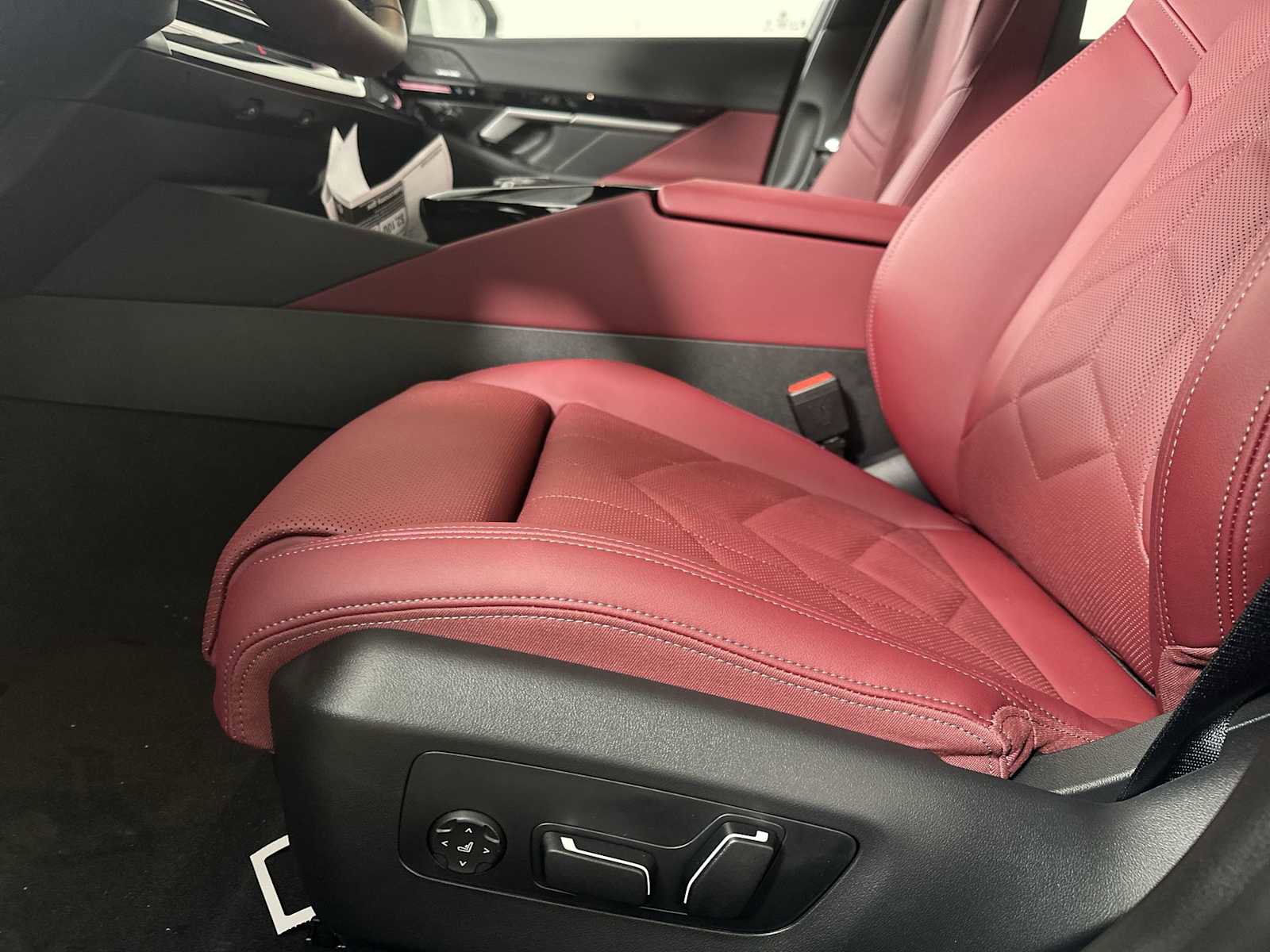 New 2026 BMW 530i xDrive w/ Premium Package image 12