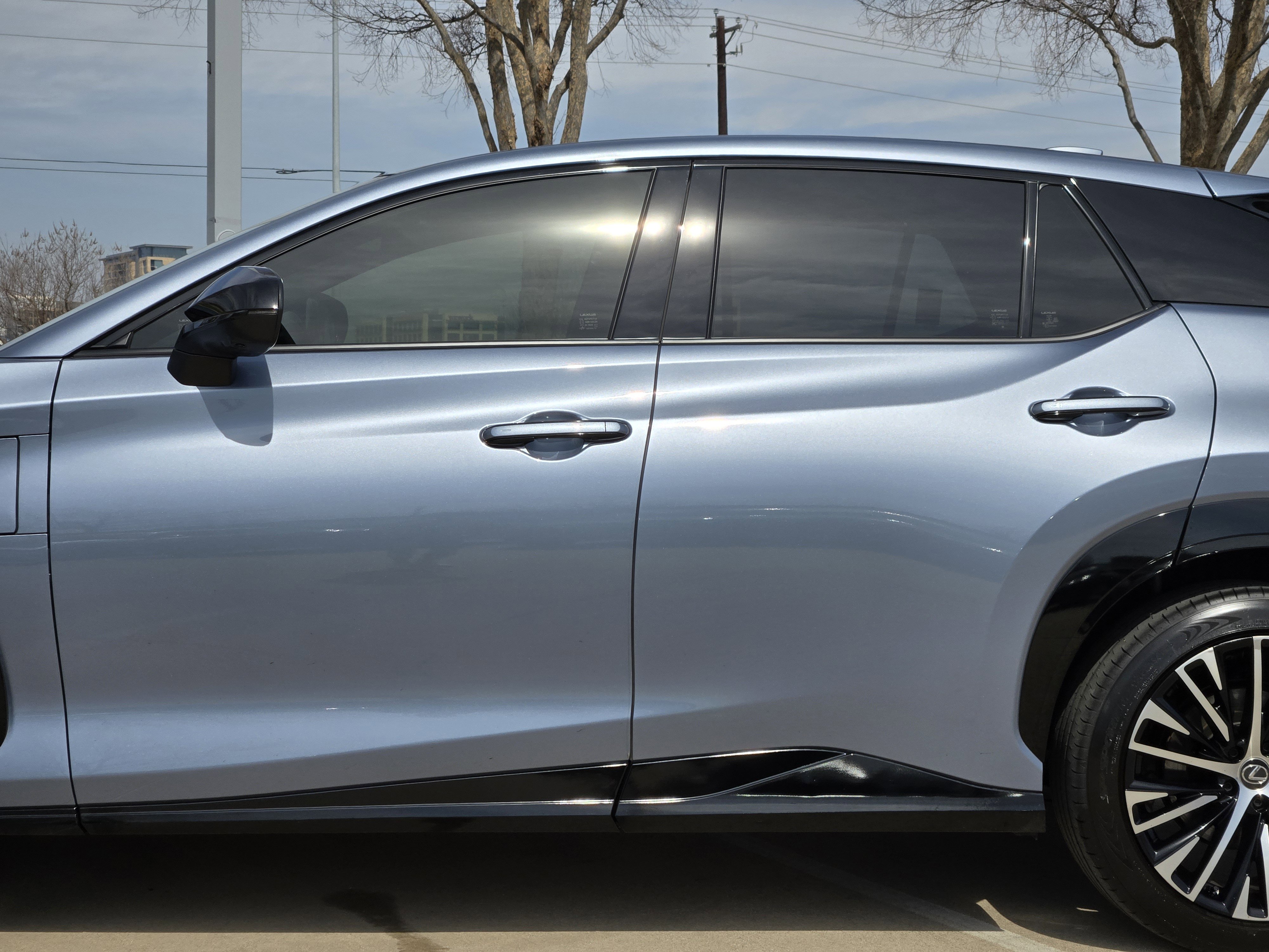 Used 2023 Lexus RZ 450e Premium w/ Technology Package image 15