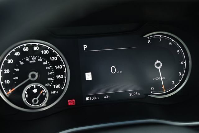 Used 2026 Genesis G70 2.5T image 29