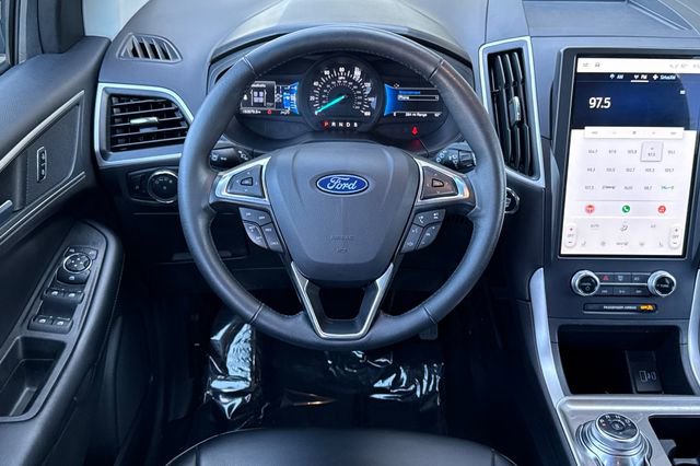 Used 2024 Ford Edge SEL image 16