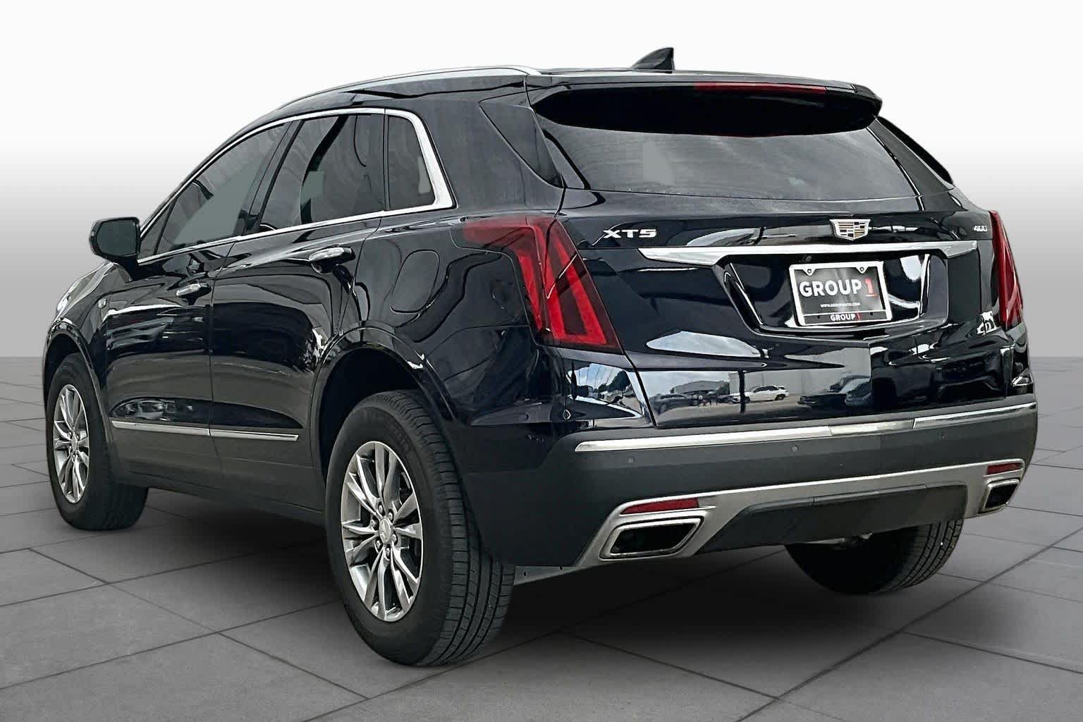 Used 2021 Cadillac XT5 Premium Luxury FWD image 12