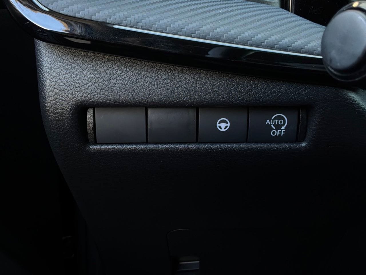 Used 2026 Nissan Kicks SR FWD image 24