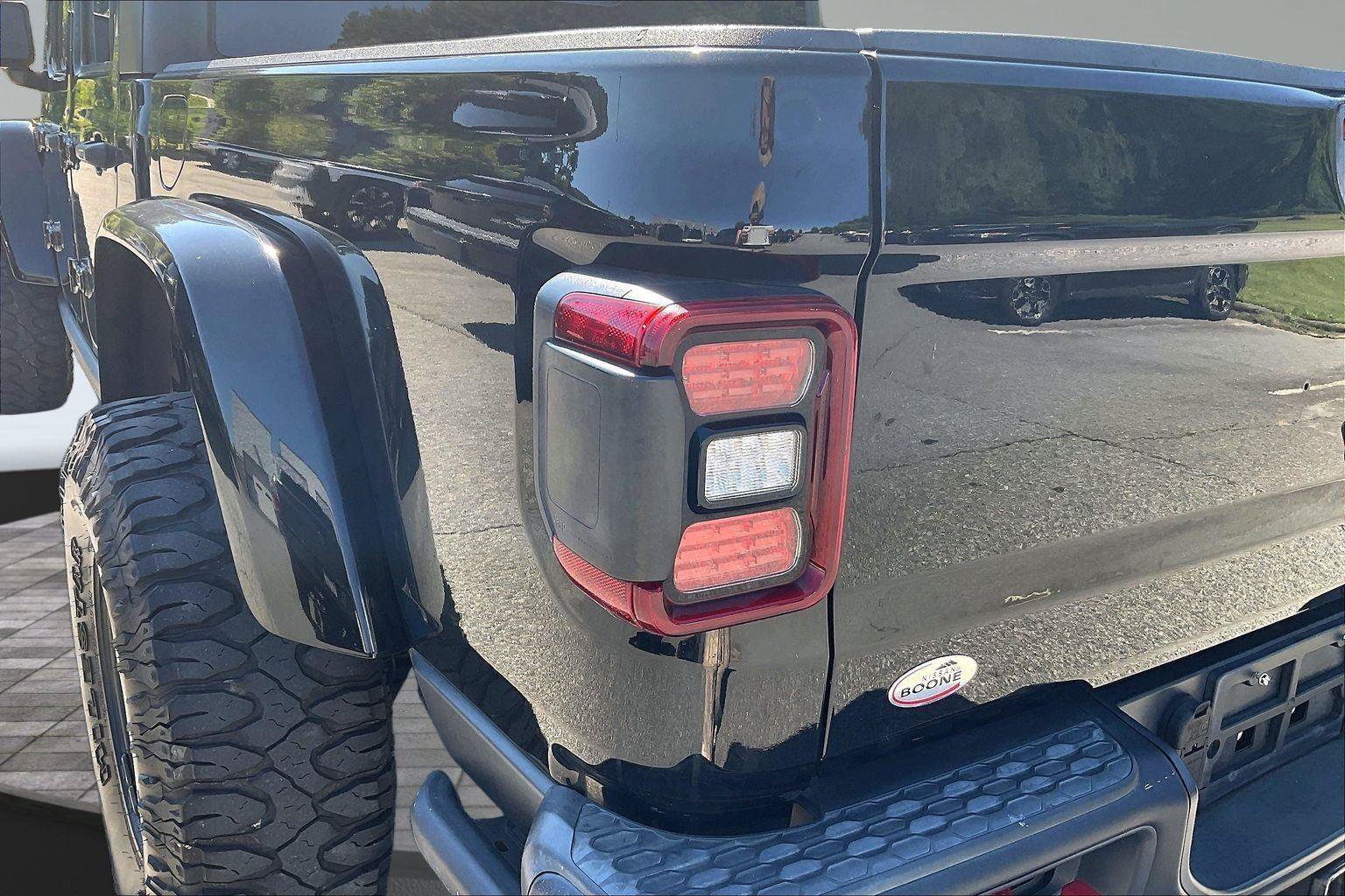 Used 2020 Jeep Gladiator Rubicon AWD/4WD image 30