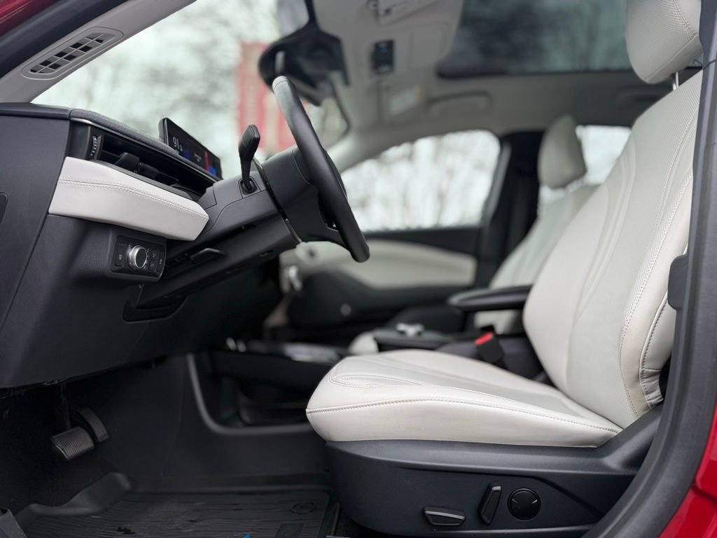 Used 2021 Ford Mustang Mach-E Premium image 12