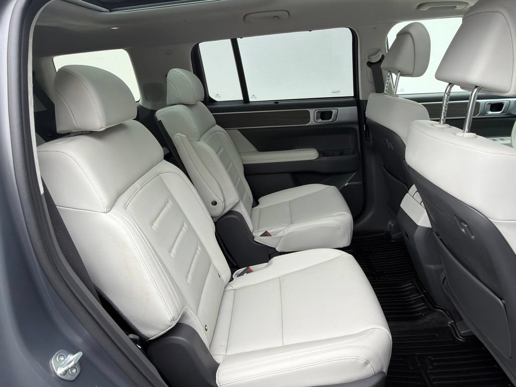 Used 2025 Hyundai Santa Fe Calligraphy AWD/4WD image 26