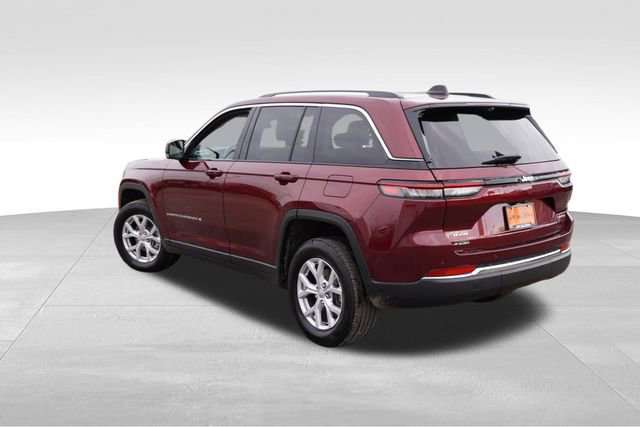 Certified 2022 Jeep Grand Cherokee Limited w/ Luxury Tech Group II image 7