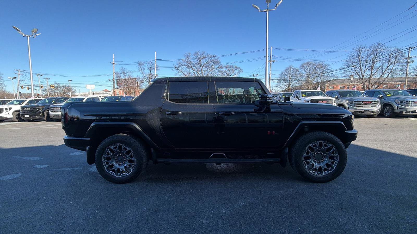 Certified 2024 GMC Hummer EV 3X w/ LPO, Illumination Package image 8