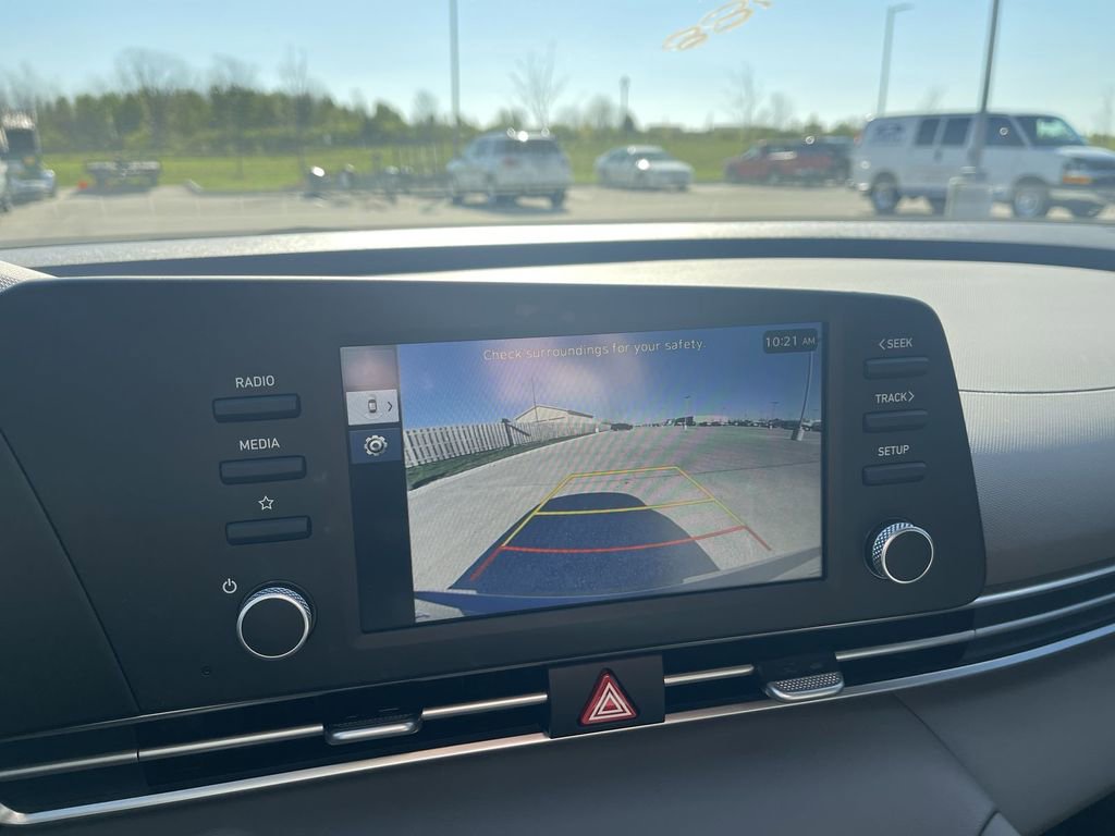 Used 2025 Hyundai Elantra Sport image 15