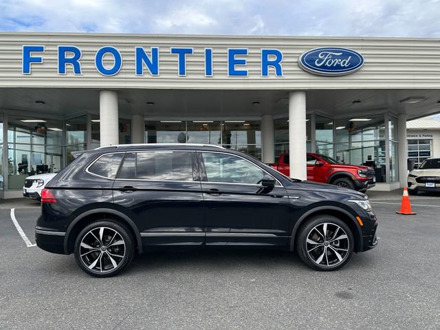 Used 2022 Volkswagen Tiguan SEL R-Line image 2