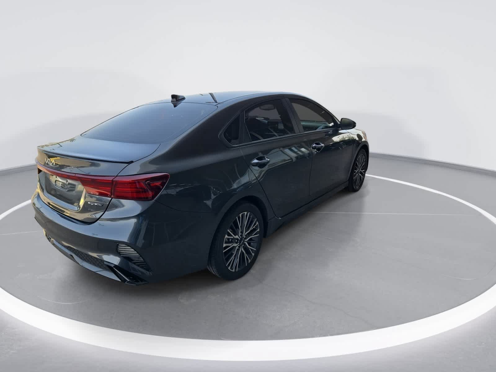 Used 2023 Kia Forte GT-Line w/ GT-Line Premium Package FWD image 8