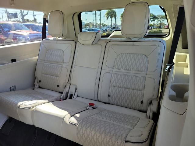 Used 2022 Lincoln Navigator L Black Label image 8