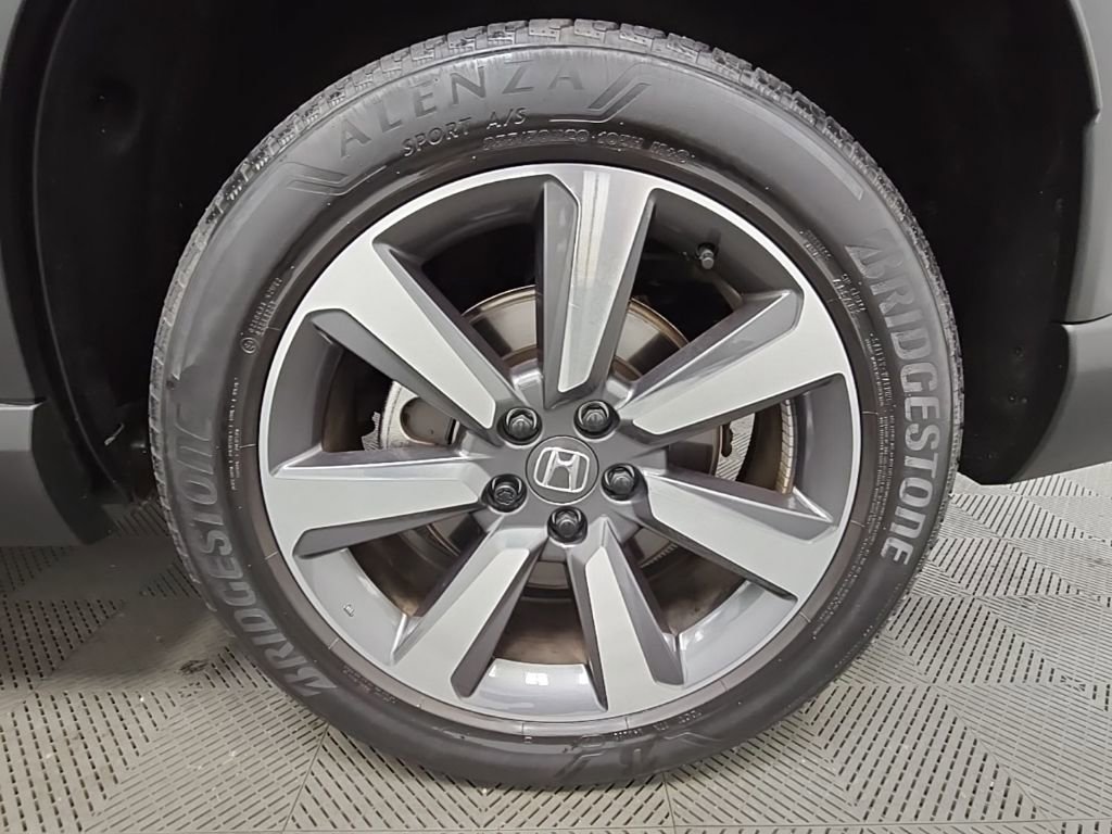 Used 2023 Honda Pilot Elite image 47