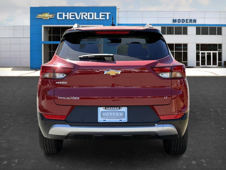 New 2026 Chevrolet TrailBlazer LT w/ Convenience Package FWD image 4