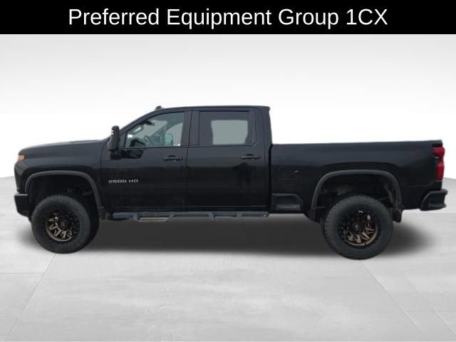 Used 2022 Chevrolet Silverado 2500 Custom w/ Custom Value Package image 4