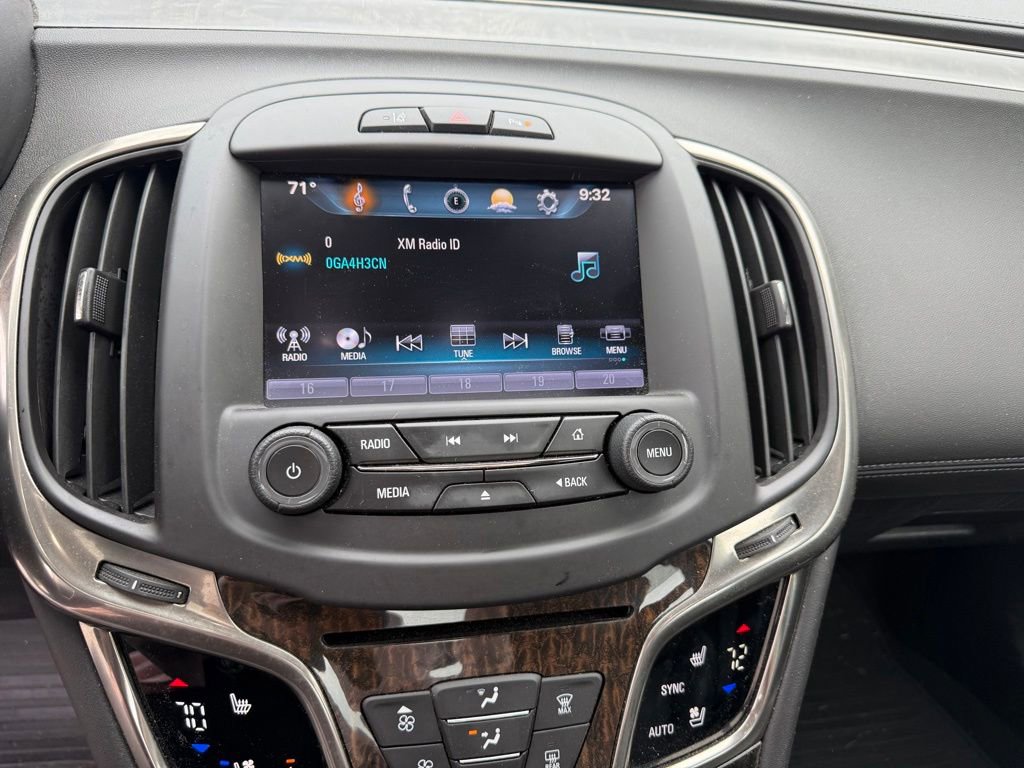 Used 2016 Buick LaCrosse Premium w/ Driver Confidence Package #1 FWD image 11