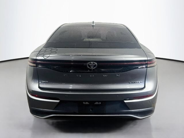 Used 2023 Toyota Crown AWD/4WD image 21