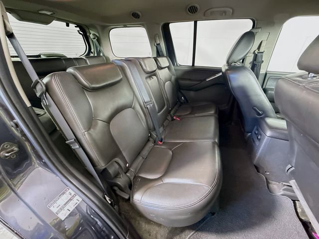 Used 2011 Nissan Pathfinder Silver w/ Protection Pkg image 29