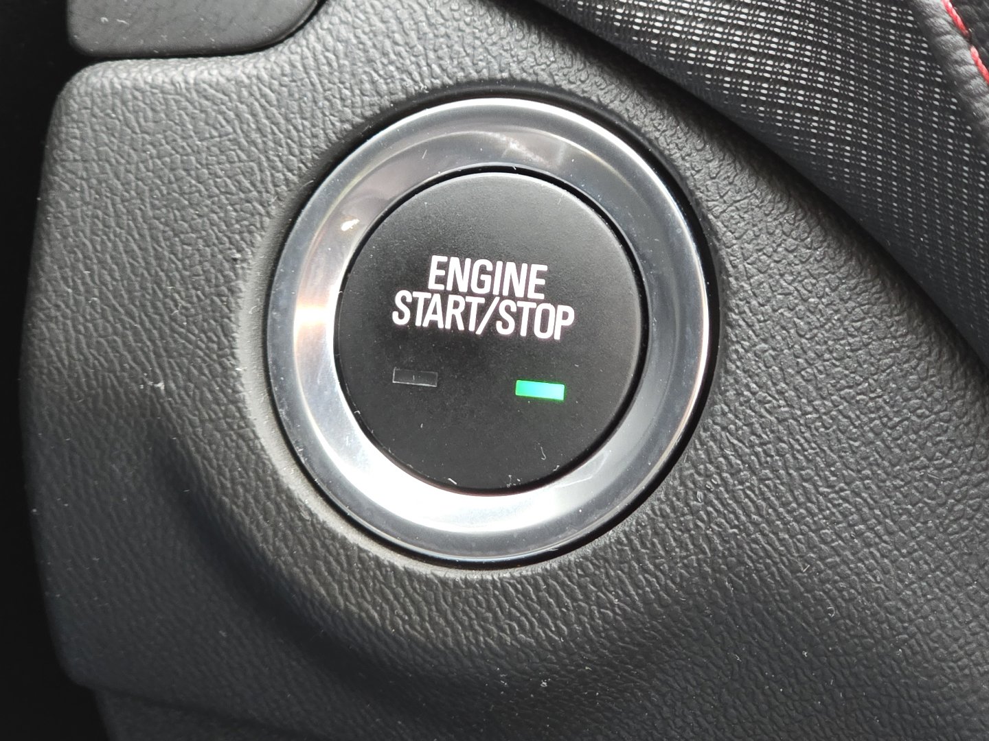 Certified 2022 Chevrolet Equinox RS w/ Infotainment Package image 10