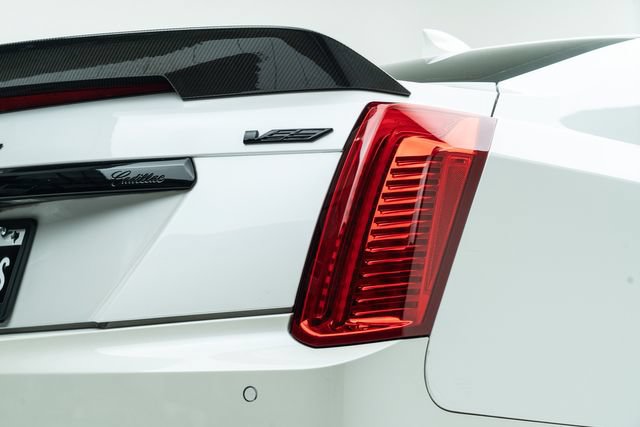 Used 2018 Cadillac CTS V w/ Carbon Fiber Package RWD image 15