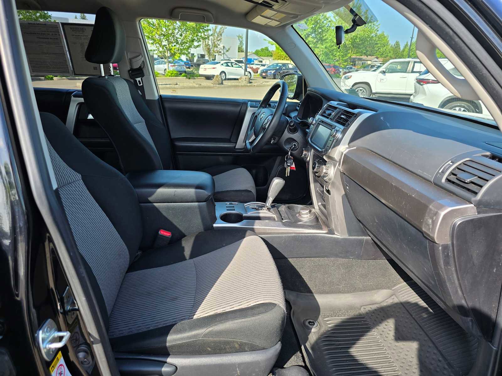 Certified 2019 Toyota 4Runner SR5 AWD/4WD image 14