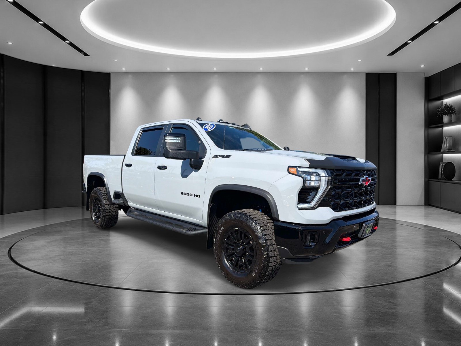 Used 2025 Chevrolet Silverado 2500 ZR2 w/ Technology Package AWD/4WD image 2