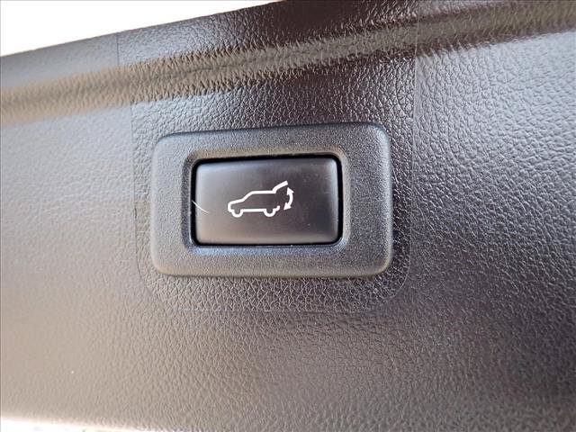 Used 2015 Subaru Outback 3.6R Limited AWD/4WD image 9