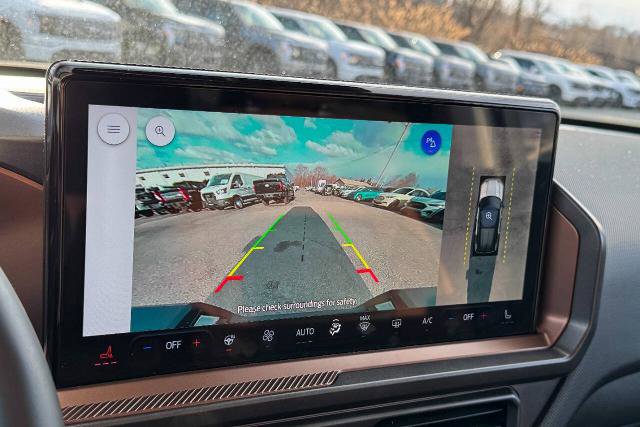 Certified 2025 Ford Bronco Sport Outer Banks w/ Outer Banks Tech Package+ AWD/4WD image 33