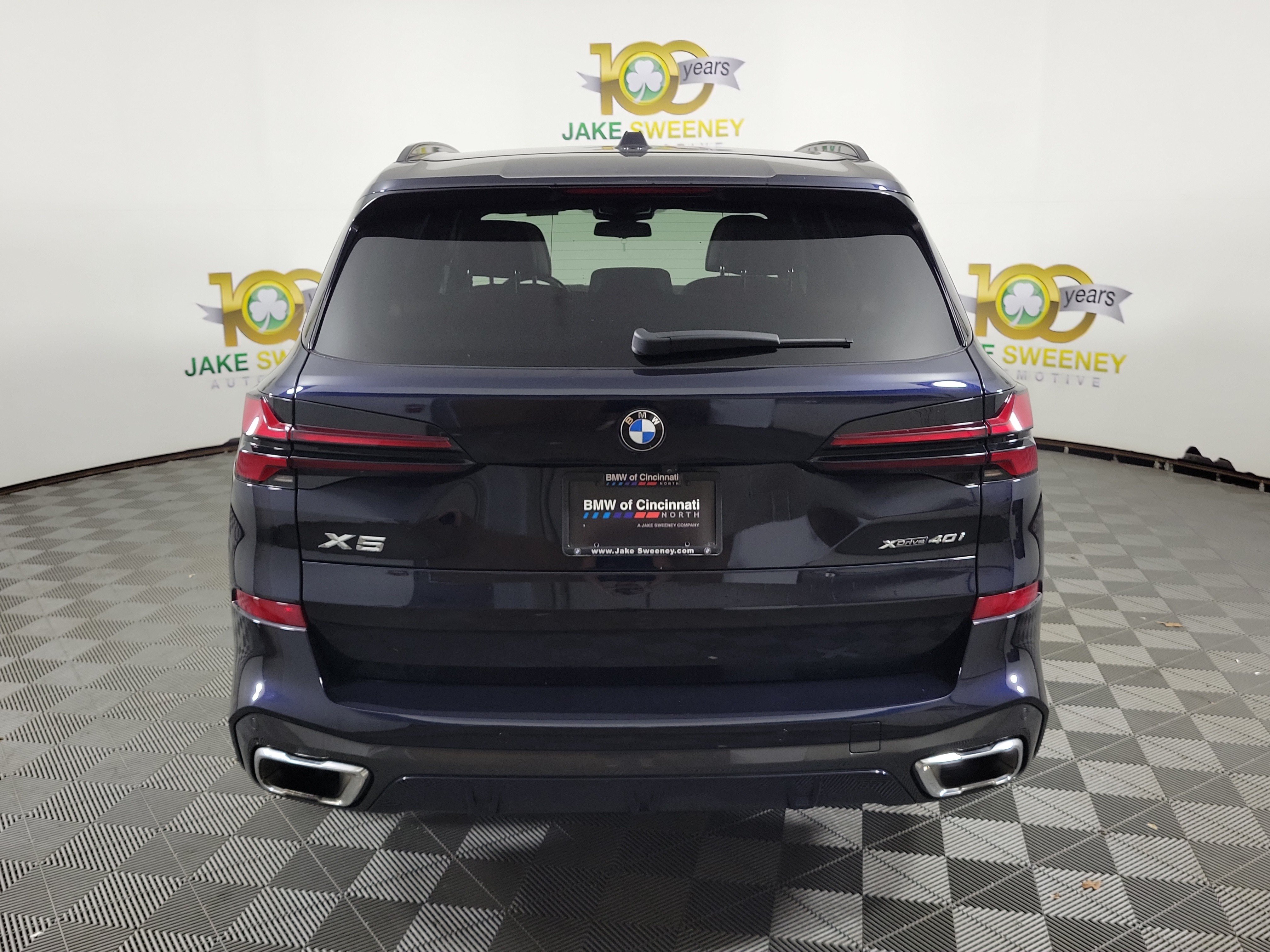 Used 2024 BMW X5 xDrive40i w/ M Sport Package AWD/4WD image 6