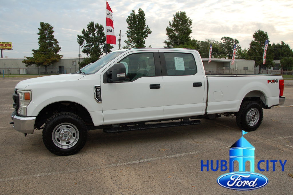 Used 2022 Ford F250 XL w/ Power Equipment Group AWD/4WD image 2