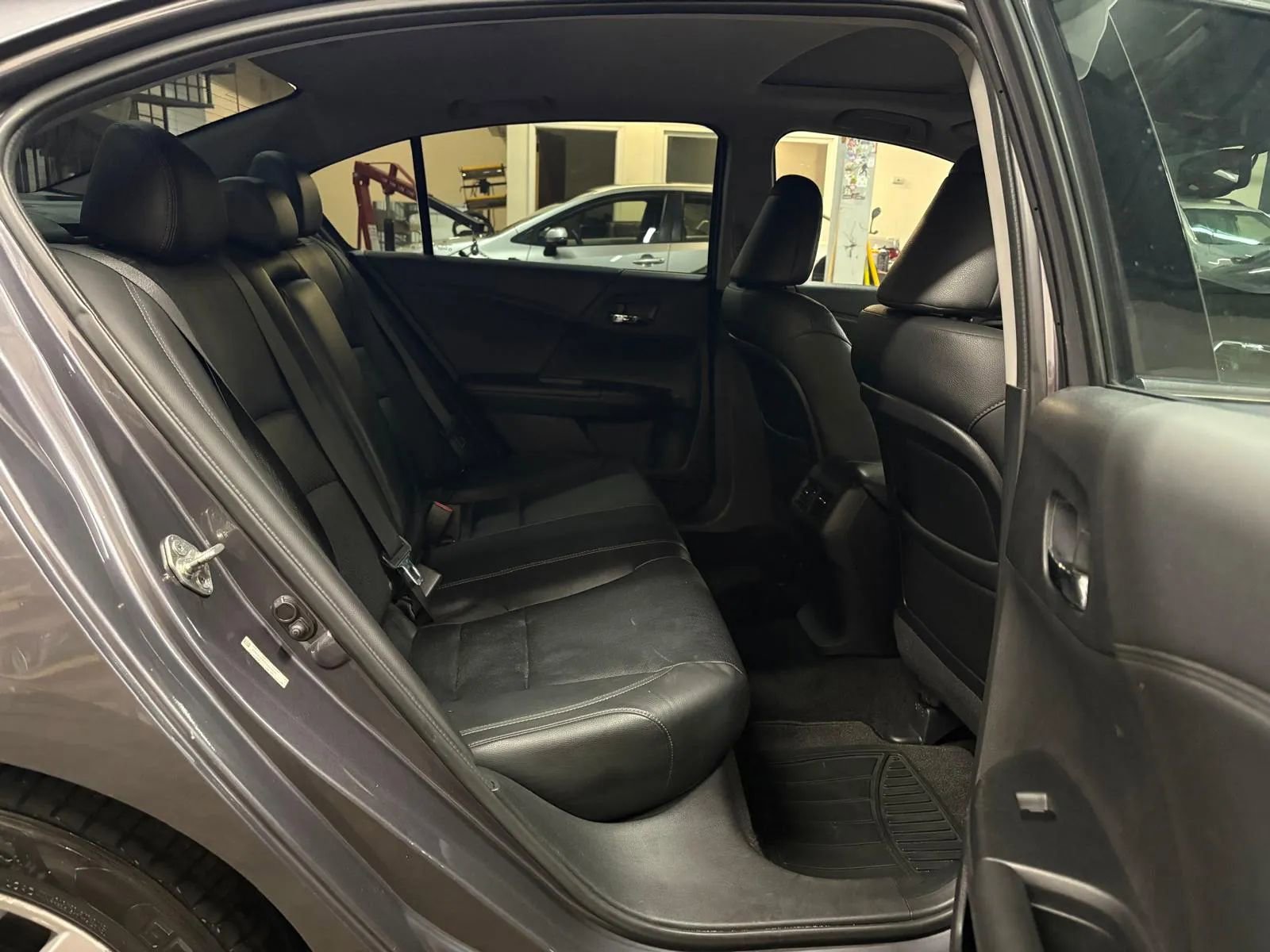 Used 2014 Honda Accord EX-L image 22