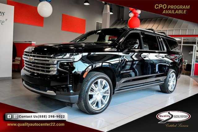 Used 2024 Chevrolet Suburban High Country AWD/4WD image 1