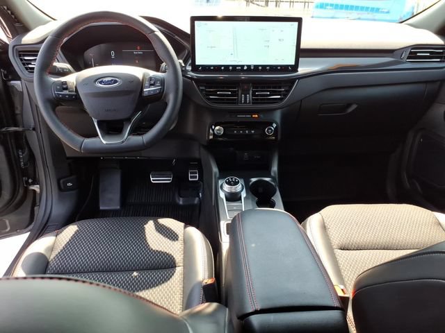 Used 2024 Ford Escape ST-Line w/ Tech Pack #1 AWD/4WD image 15
