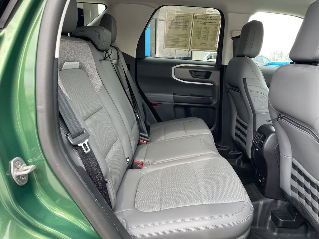 Used 2025 Ford Bronco Sport Badlands image 28