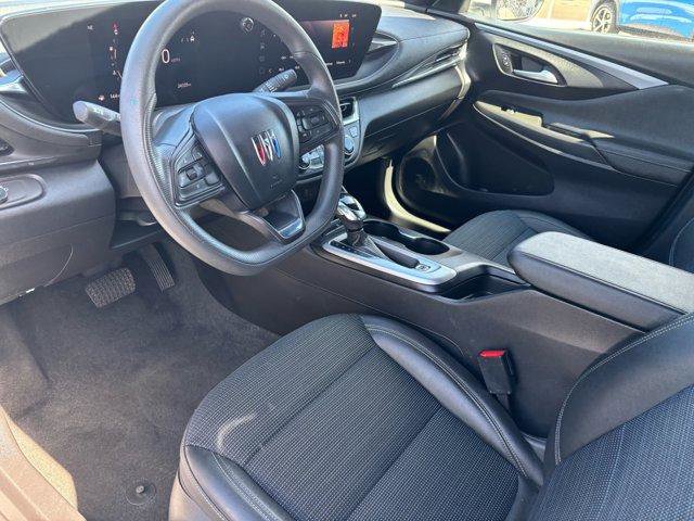 Used 2025 Buick Envista Preferred FWD image 19