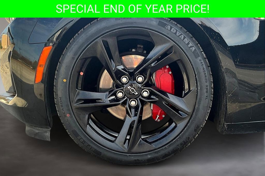 Used 2021 Chevrolet Camaro LT w/ RS Package image 31