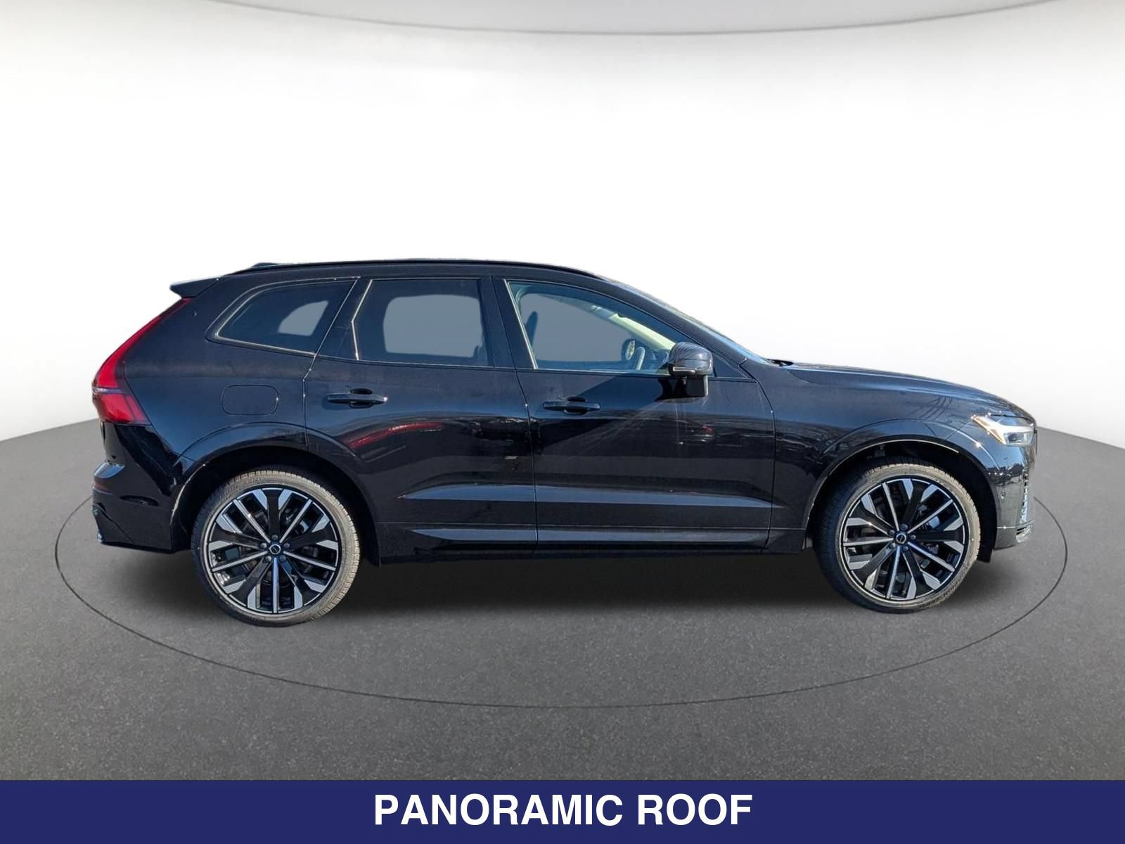 New 2026 Volvo XC60 T8 Ultra w/ Protection Package Premier AWD/4WD image 3
