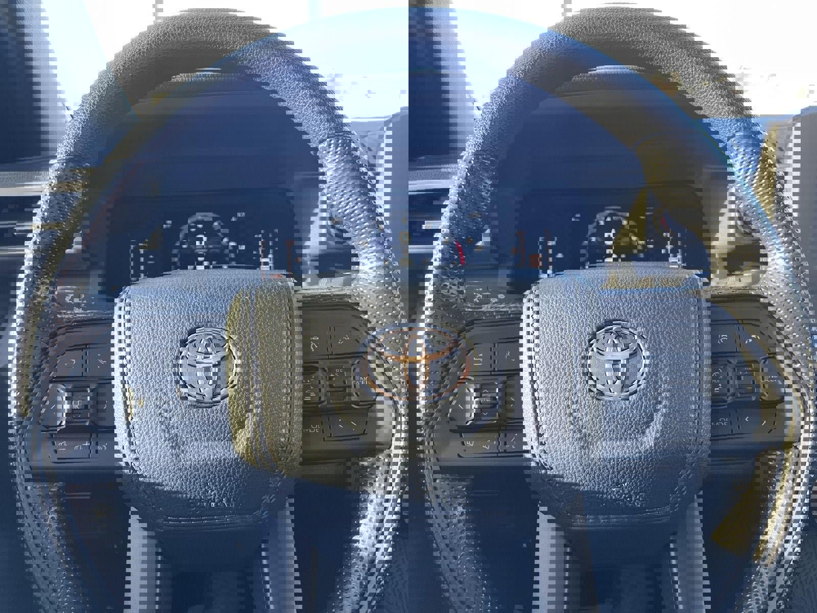 Used 2025 Toyota Tacoma SR w/ Towing Package image 20