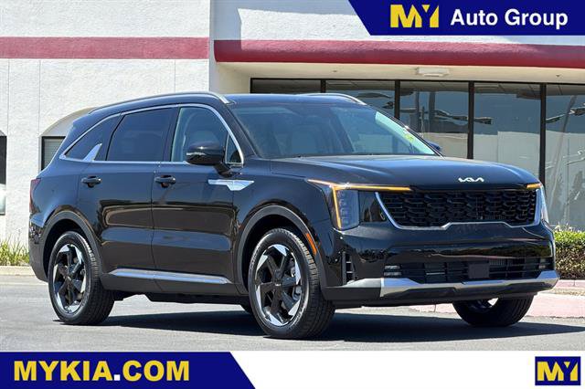 New 2026 Kia Sorento EX w/ EX Premium Package AWD/4WD image 1