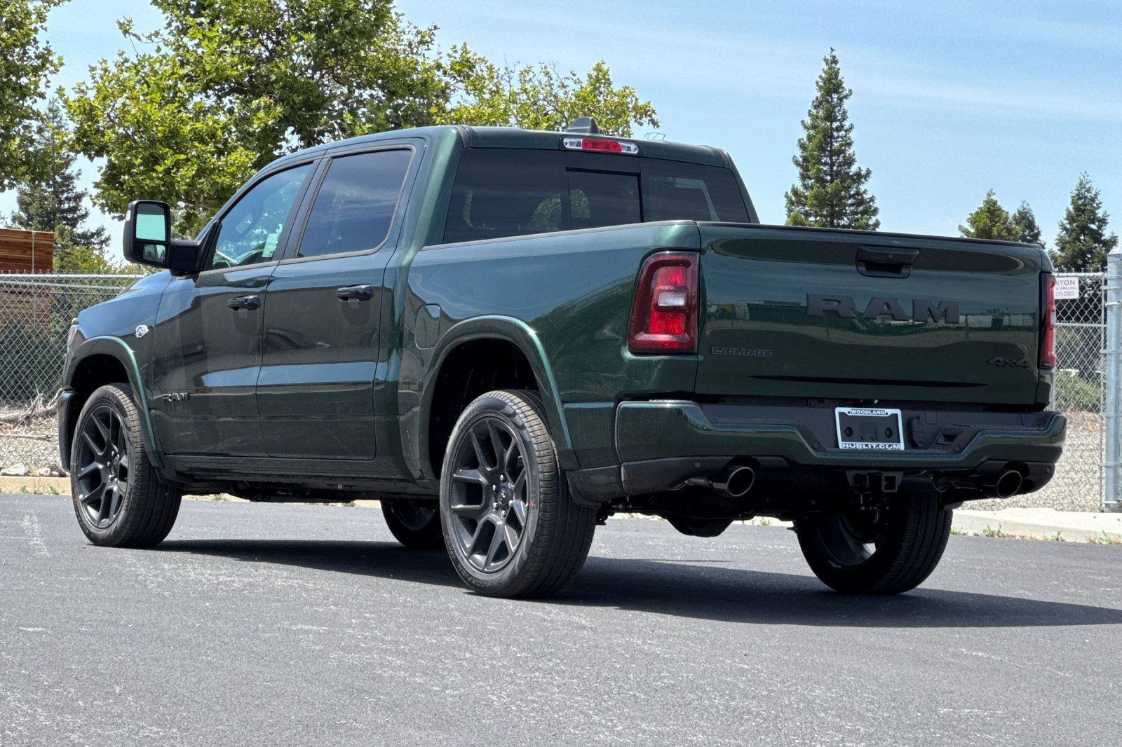 New 2026 RAM 1500 Laramie AWD/4WD image 5
