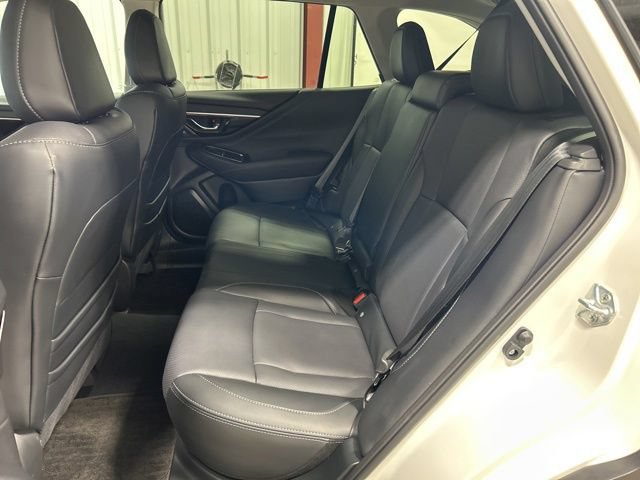 Used 2024 Subaru Outback Limited AWD/4WD image 17