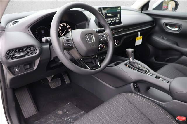 New 2027 Honda HR-V LX image 10