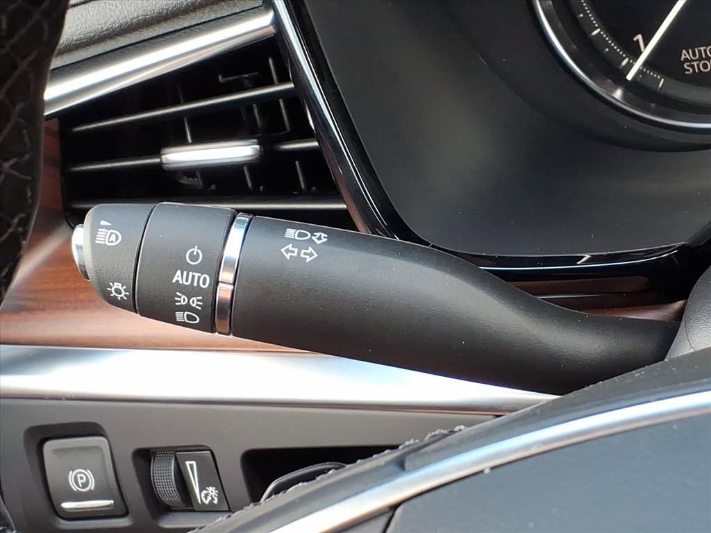 New 2025 Cadillac XT5 Premium Luxury w/ LPO, Floor Liner Package image 16