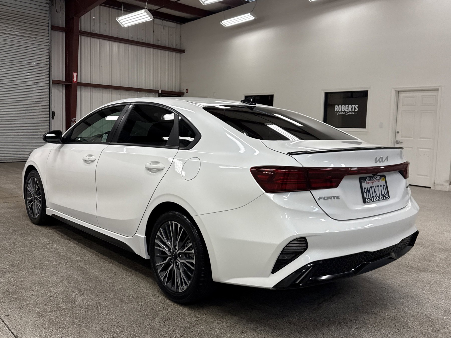 Used 2024 Kia Forte GT-Line image 16
