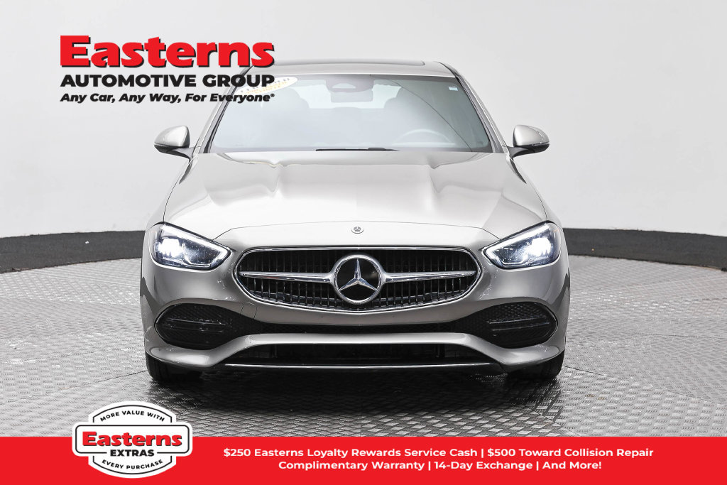 Used 2023 Mercedes-Benz C 300 4MATIC Sedan image 3