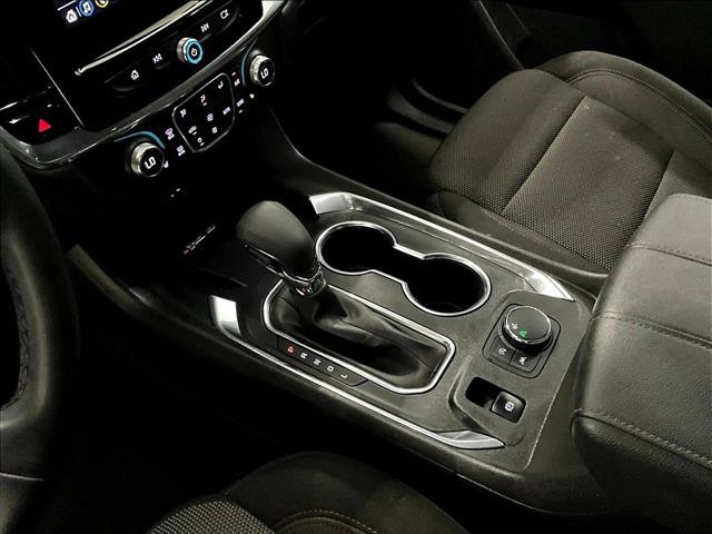 Used 2023 Chevrolet Traverse LT FWD image 15