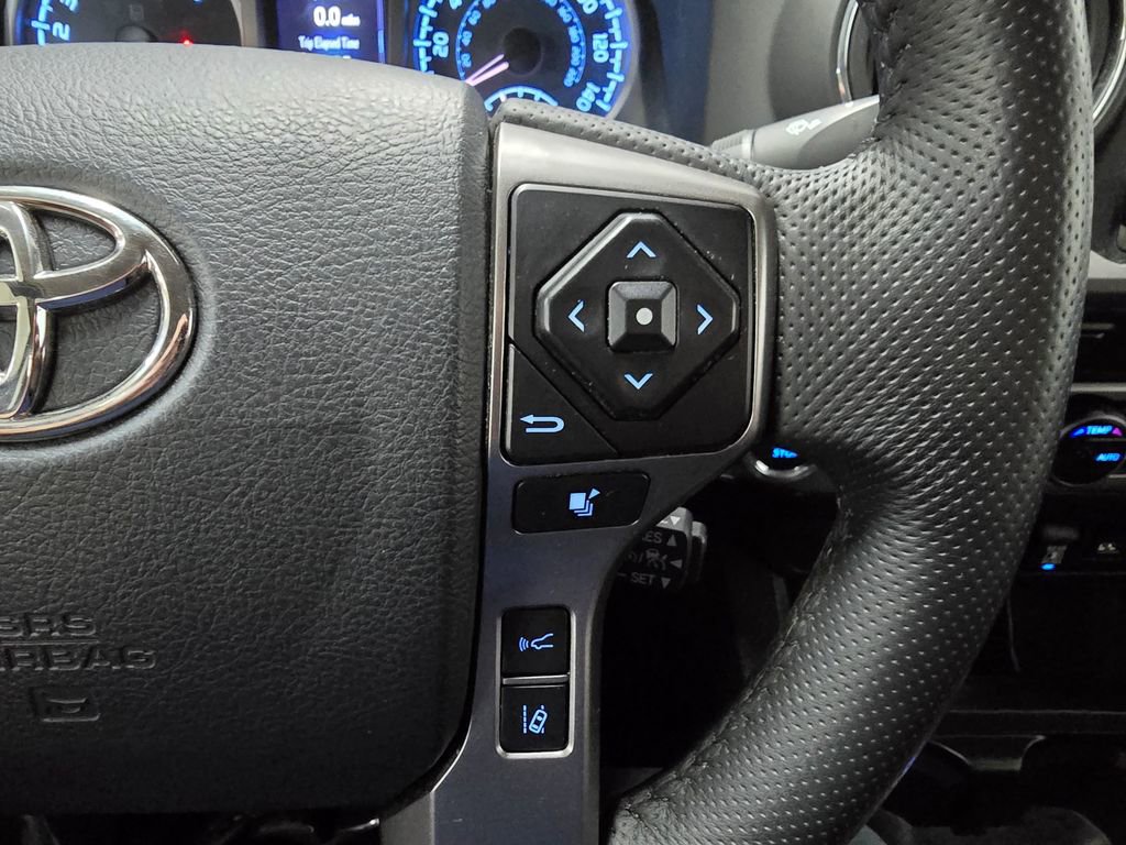 Used 2023 Toyota Tacoma SR5 AWD/4WD image 25