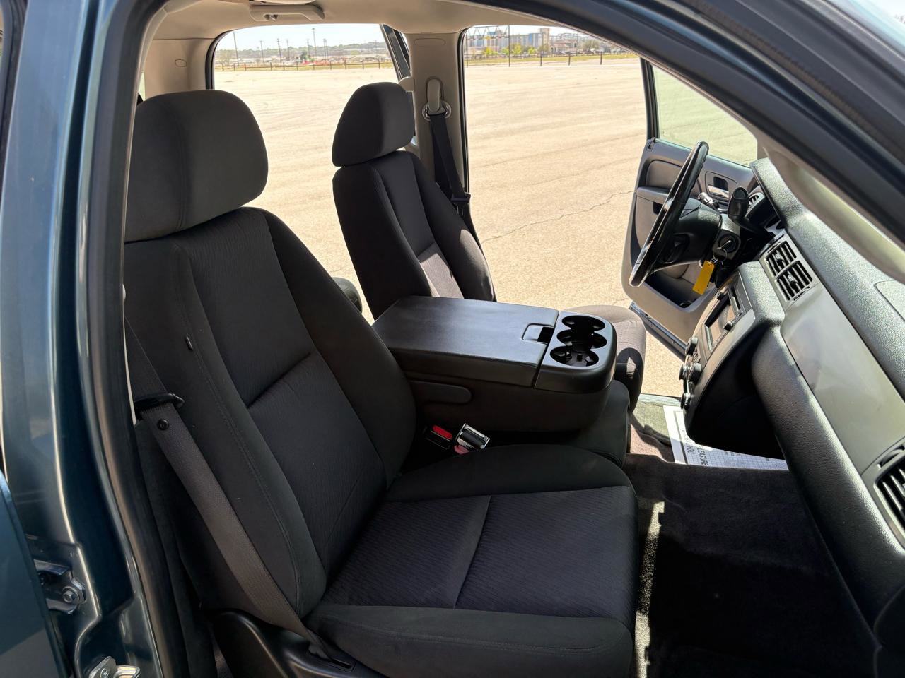 Used 2010 Chevrolet Tahoe LS RWD image 34