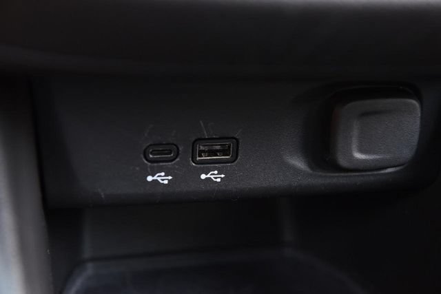 Used 2025 Buick Envista Preferred FWD image 14