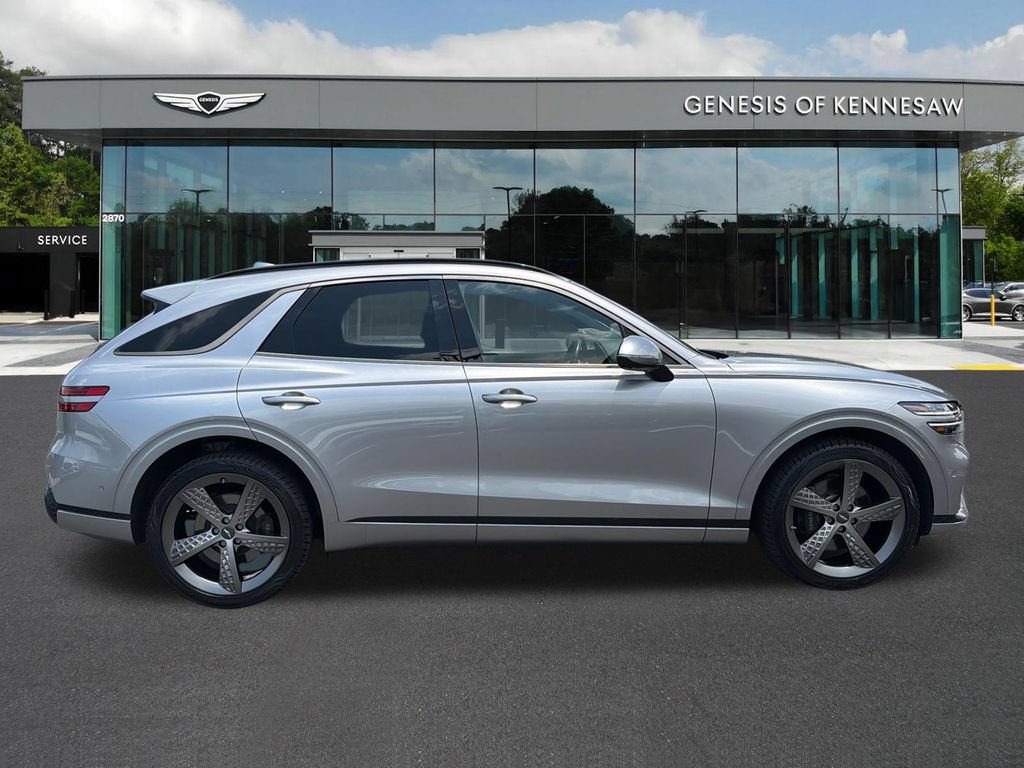 Used 2024 Genesis GV70 2.5T w/ Sport Prestige Package AWD/4WD image 8